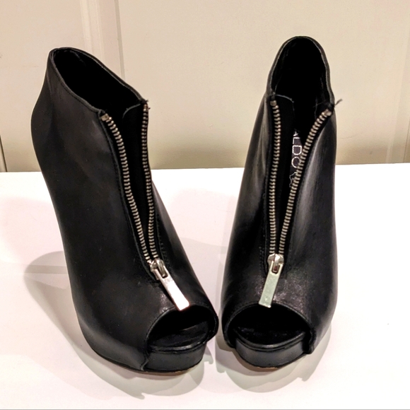 ALDO Zip-Up Peek-a-Bootie with Hidden Platform, Size 7 1/2 - Picture 5 of 7